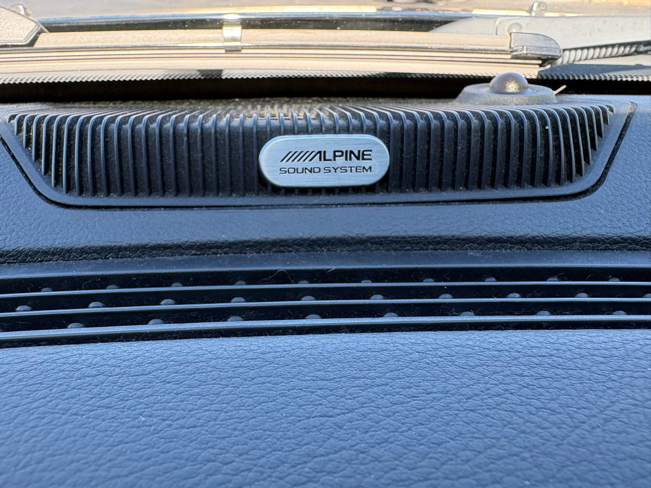 RAM 1500 Sport Crew Cab 4WD 2012