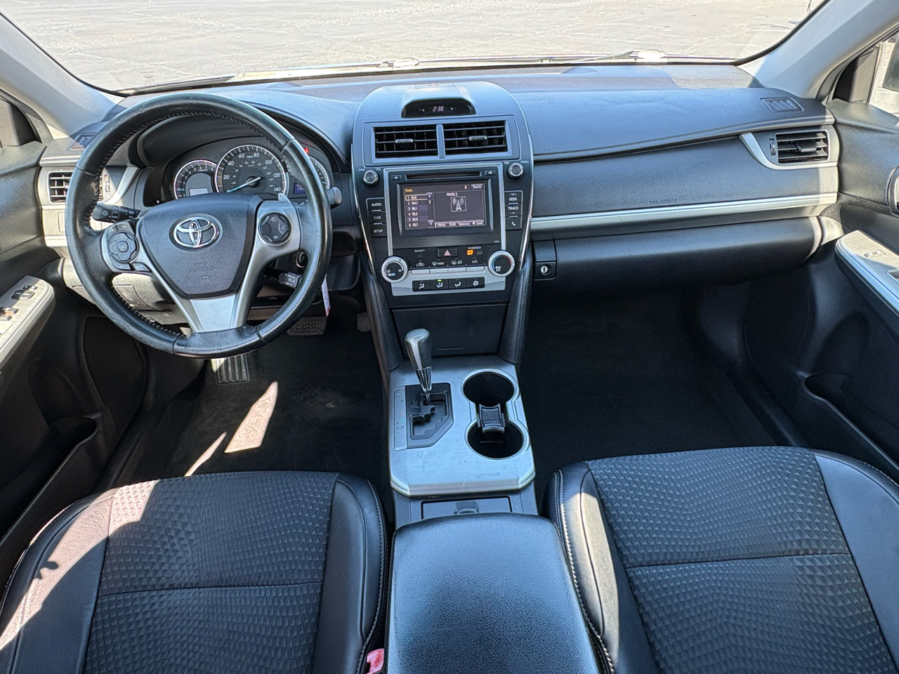 Toyota Camry SE 2014