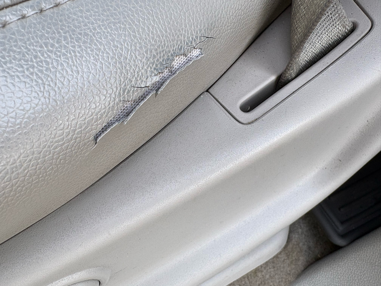 Chevrolet Tahoe LTZ 2WD 2012