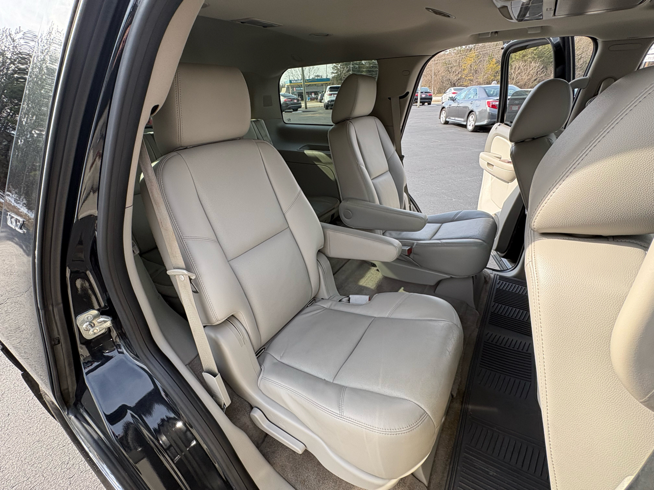 Chevrolet Tahoe LTZ 2WD 2012