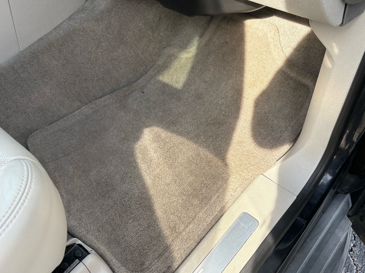 Chevrolet Tahoe LTZ 2WD 2012