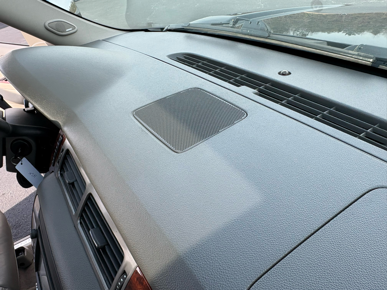 Chevrolet Tahoe LTZ 2WD 2012