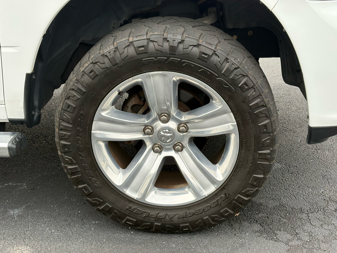 RAM 1500 Sport Crew Cab SWB 4WD 2014