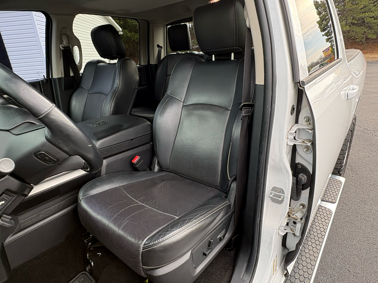 RAM 1500 Sport Crew Cab SWB 4WD 2014