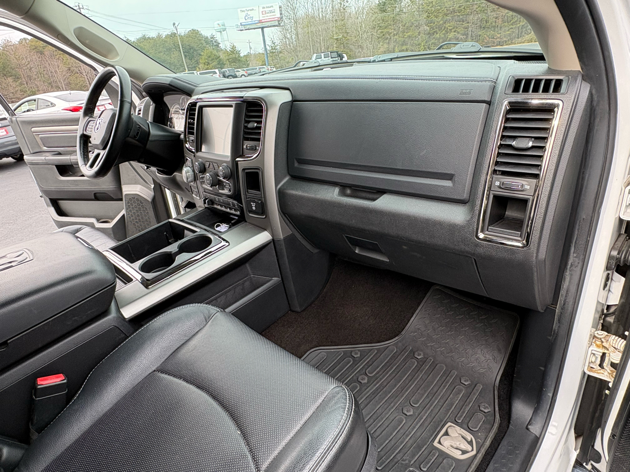 RAM 1500 Sport Crew Cab SWB 4WD 2014