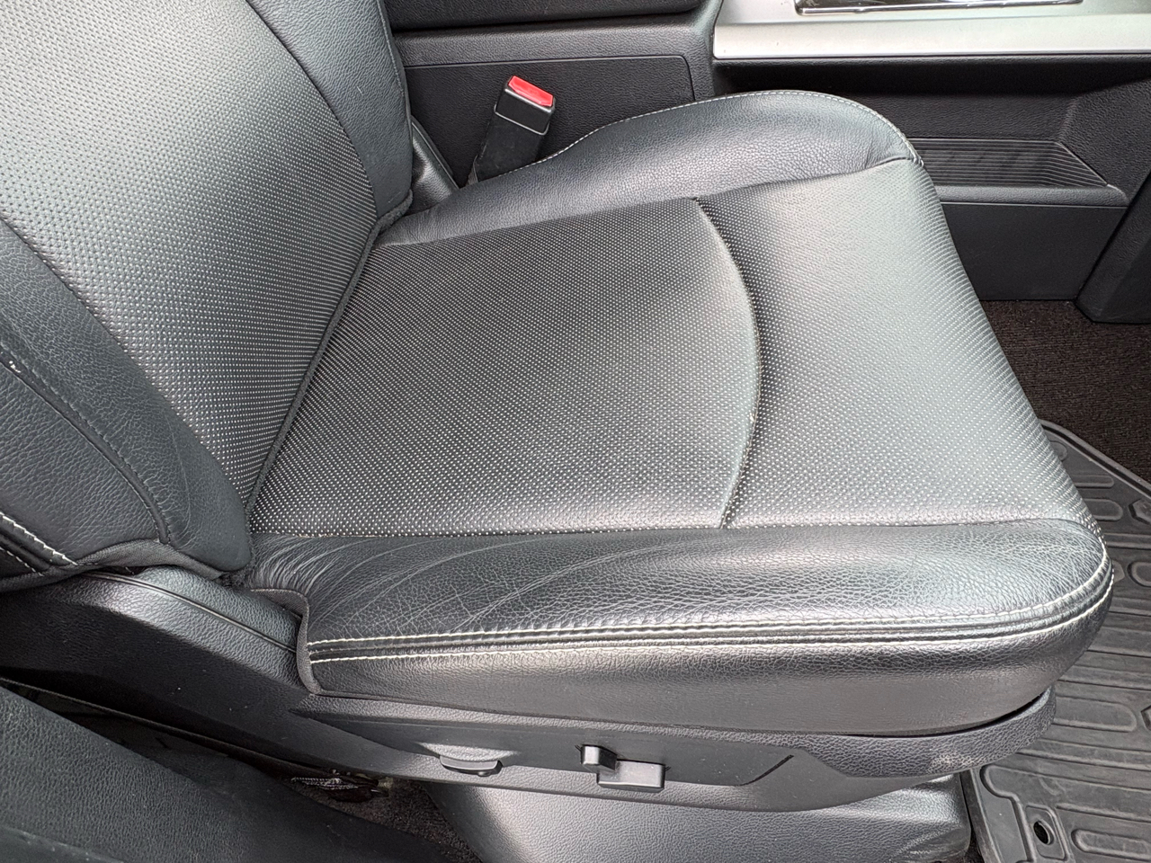 RAM 1500 Sport Crew Cab SWB 4WD 2014