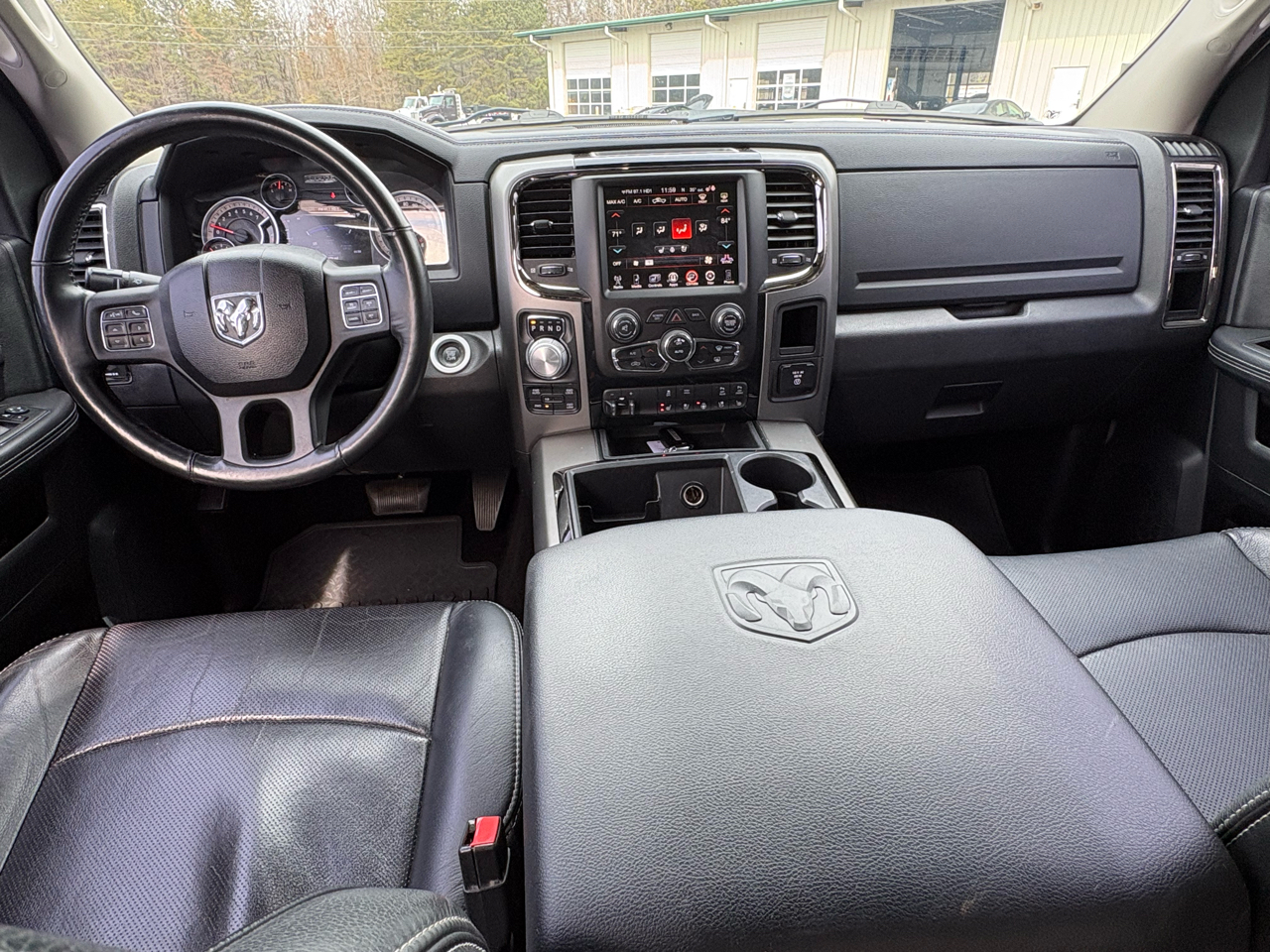 RAM 1500 Sport Crew Cab SWB 4WD 2014