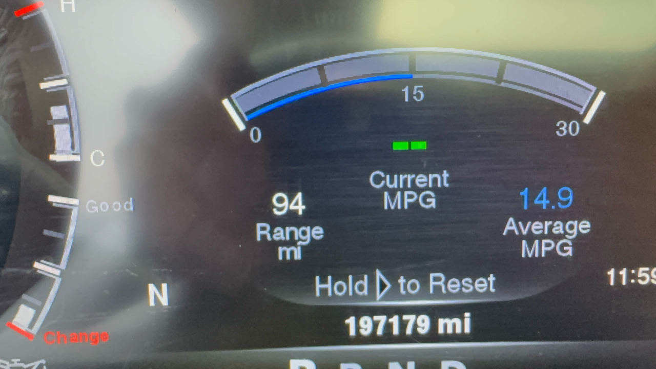 RAM 1500 Sport Crew Cab SWB 4WD 2014