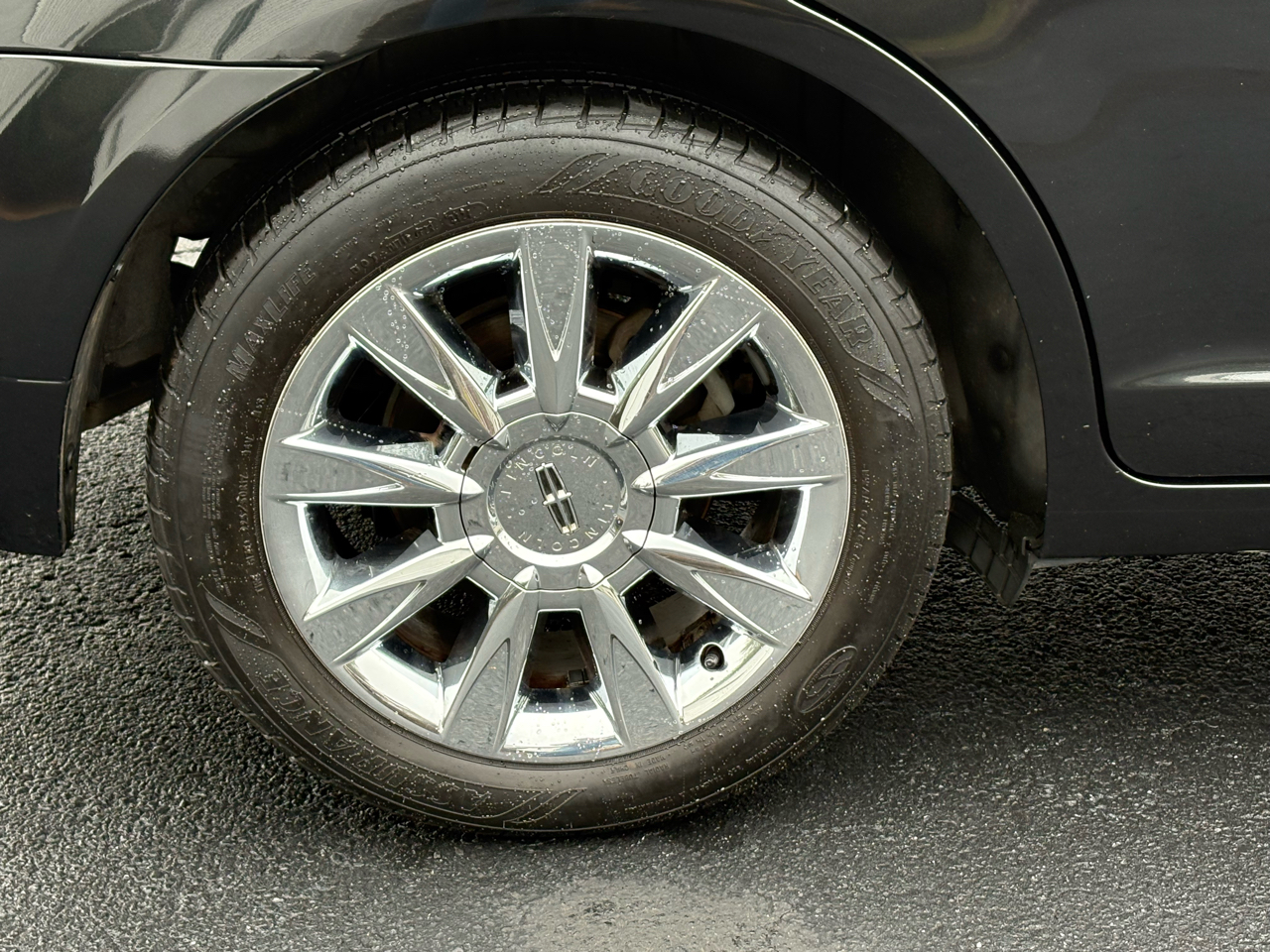 Lincoln MKZ FWD 2012