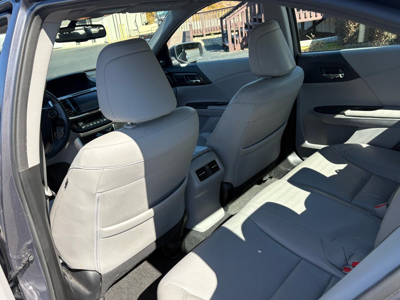 Honda Accord EX-L Sedan V6 6-Spd AT 2017