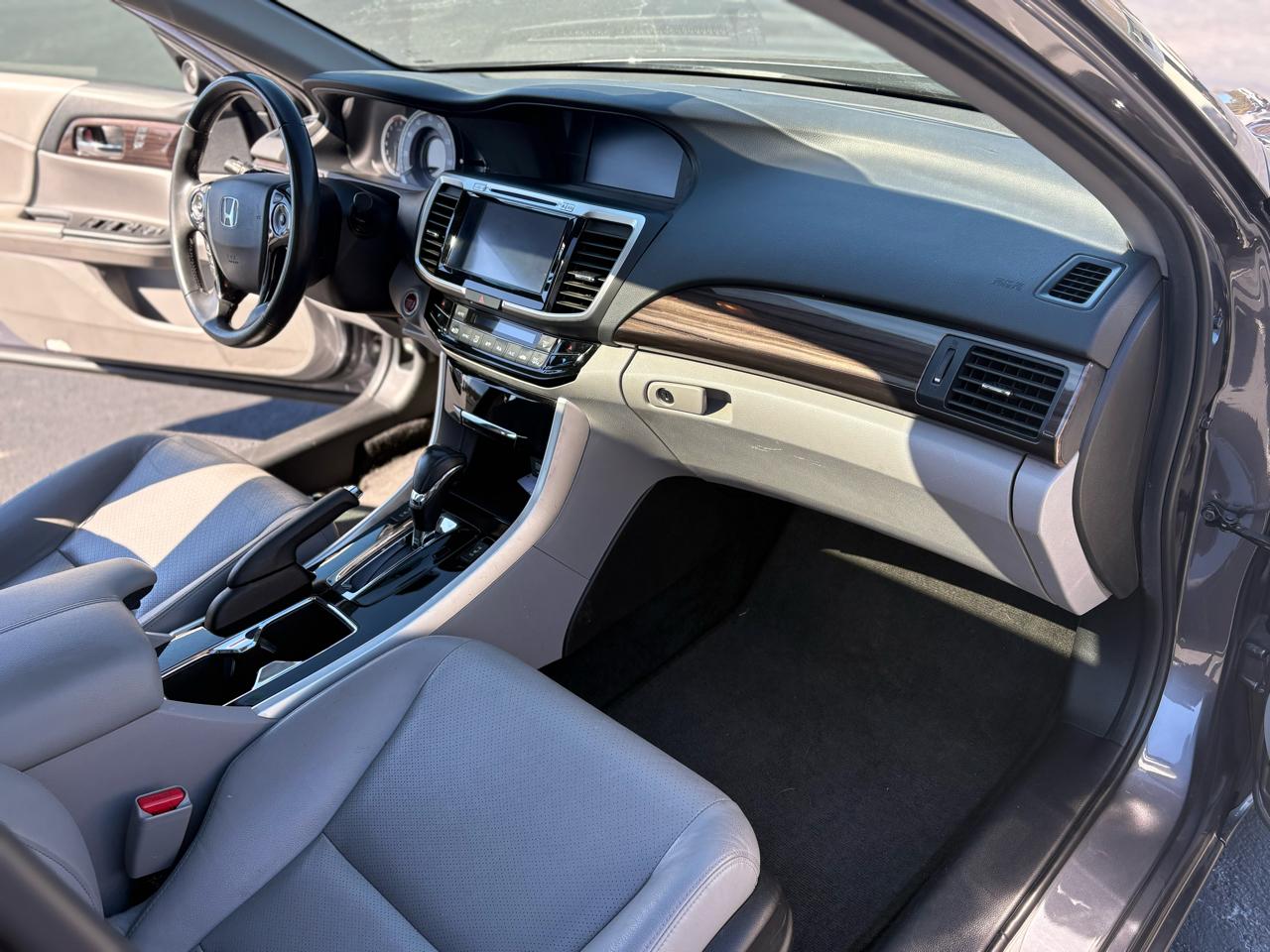 Honda Accord EX-L Sedan V6 6-Spd AT 2017