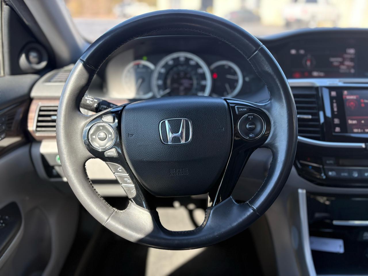 Honda Accord EX-L Sedan V6 6-Spd AT 2017