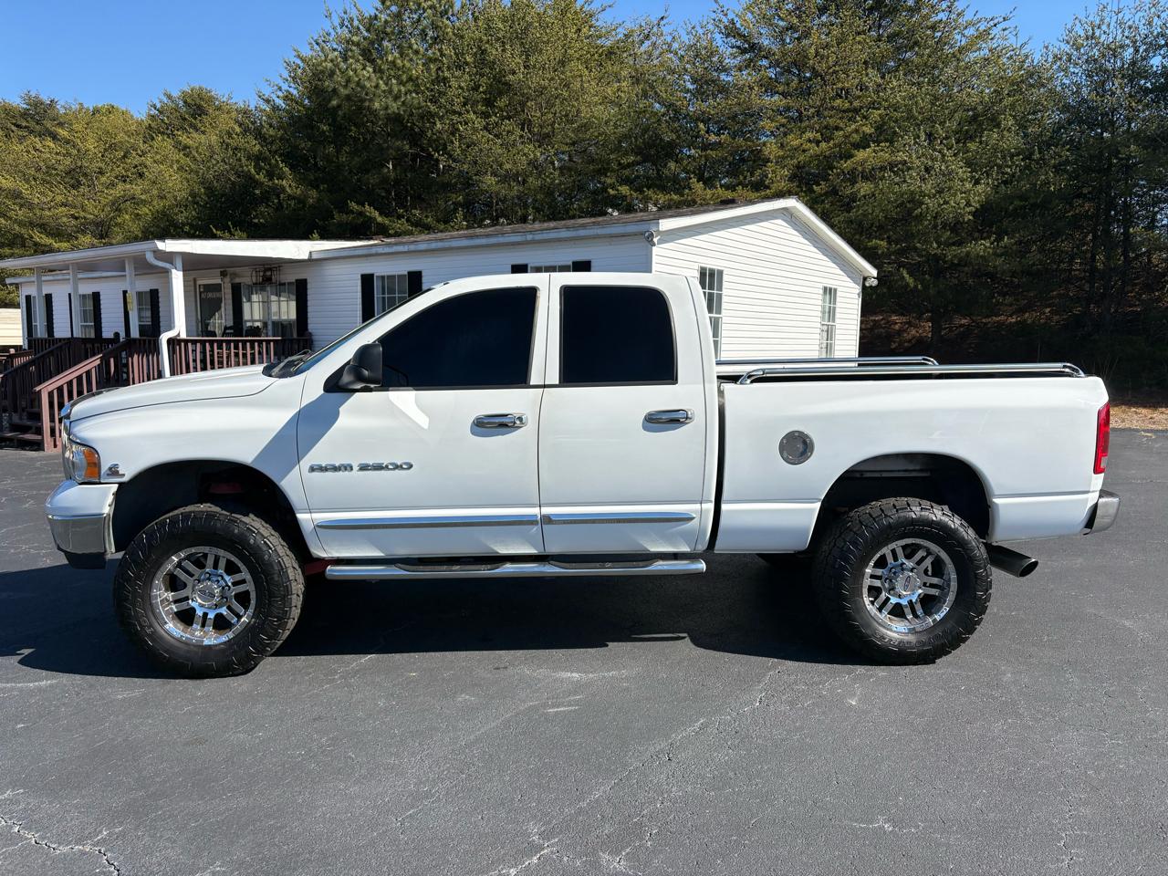 Dodge Ram 2500 Laramie Quad Cab Short Bed 4WD 2005
