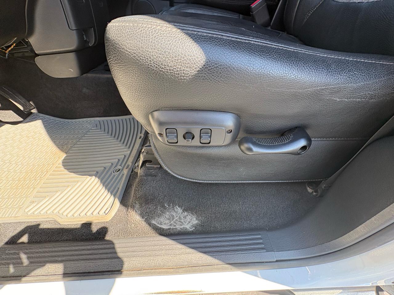 Dodge Ram 2500 Laramie Quad Cab Short Bed 4WD 2005