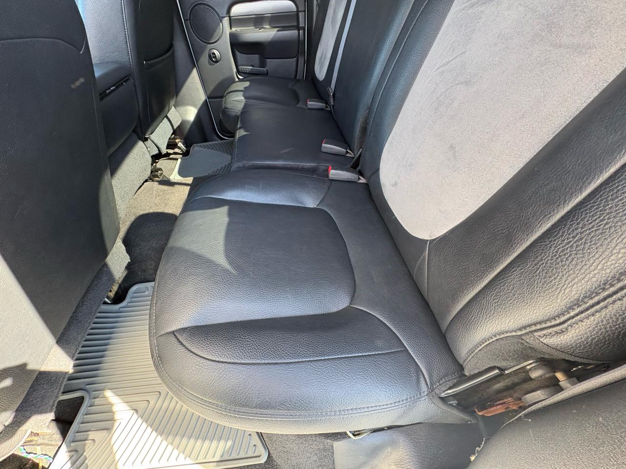 Dodge Ram 2500 Laramie Quad Cab Short Bed 4WD 2005