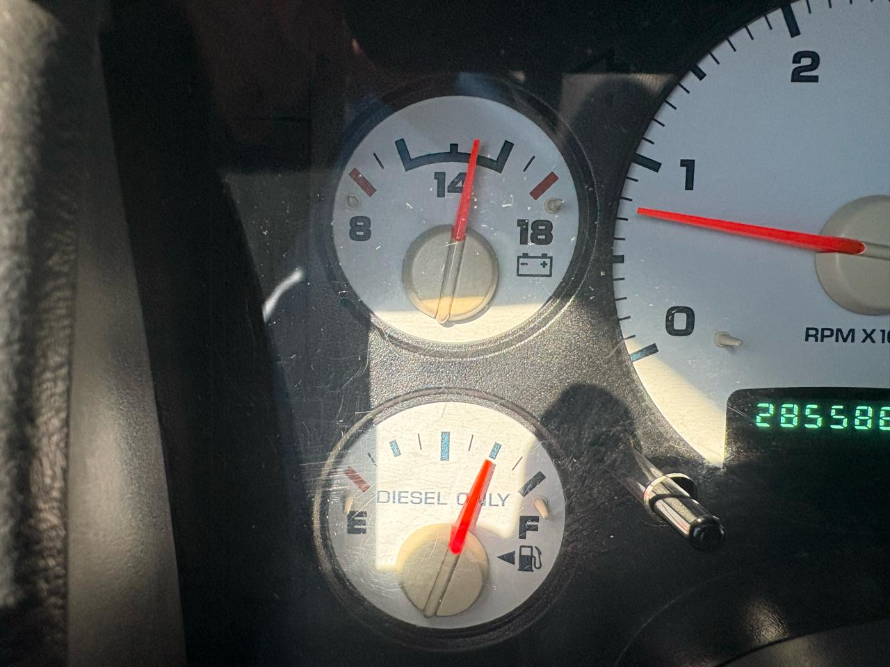 Dodge Ram 2500 Laramie Quad Cab Short Bed 4WD 2005