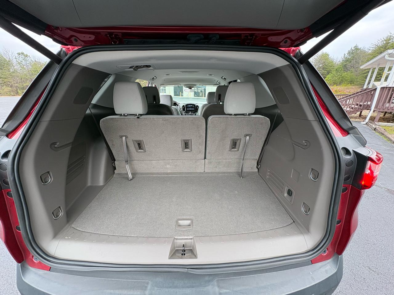 Chevrolet Traverse LT Cloth FWD 2018