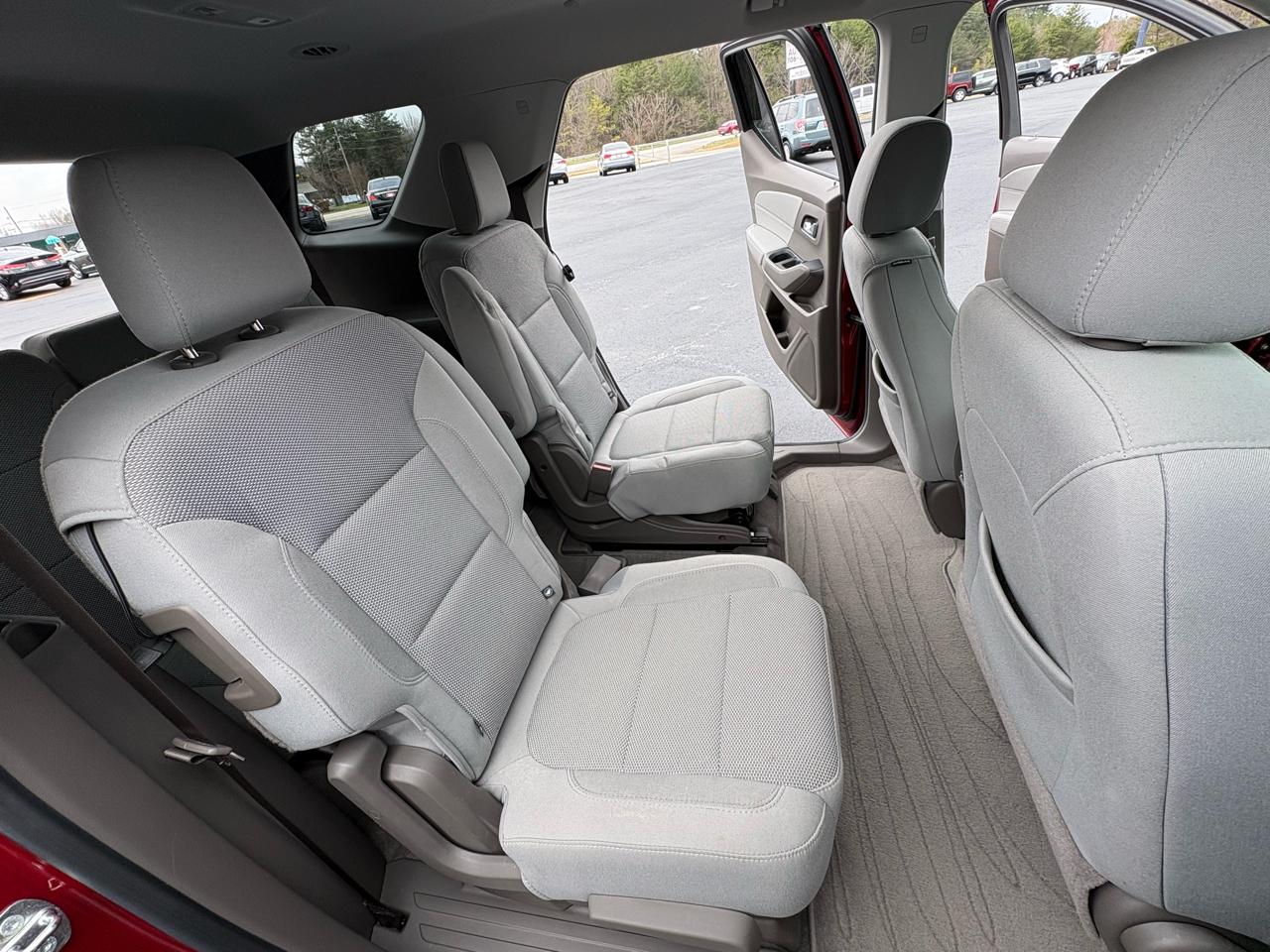 Chevrolet Traverse LT Cloth FWD 2018