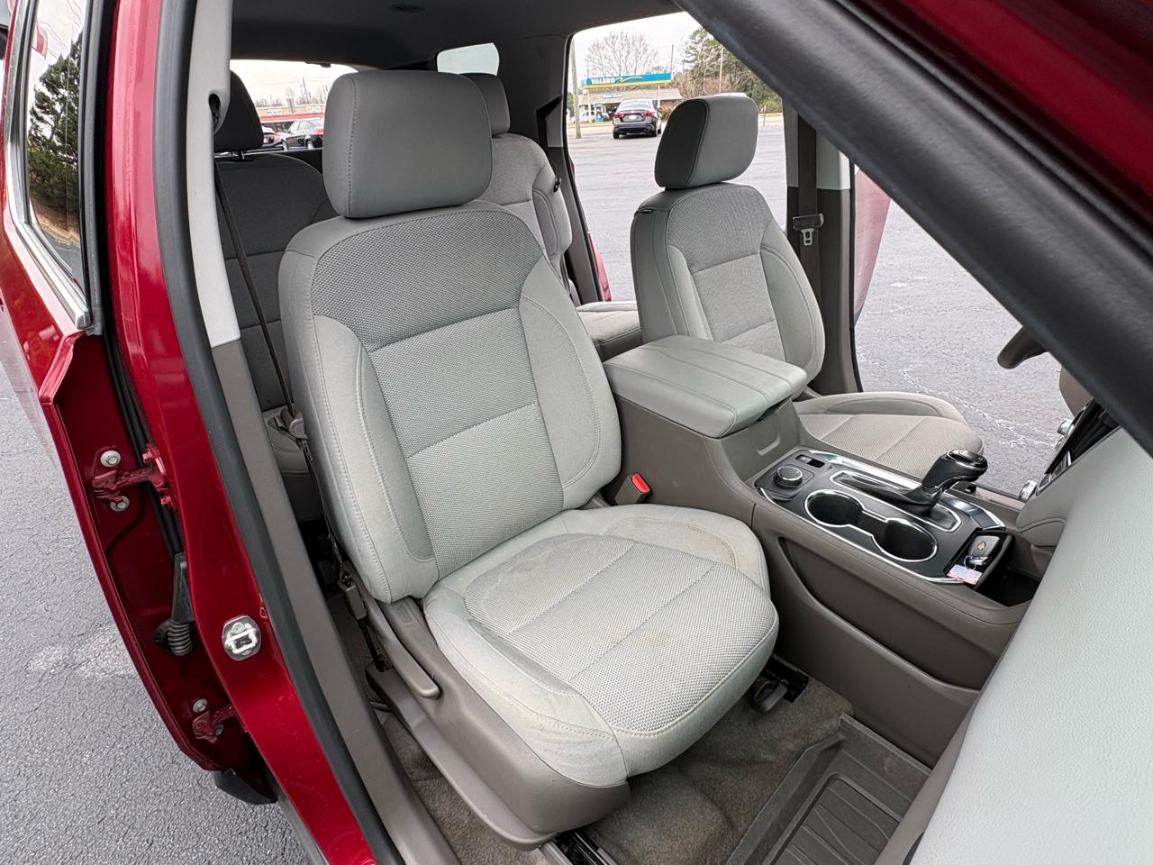 Chevrolet Traverse LT Cloth FWD 2018