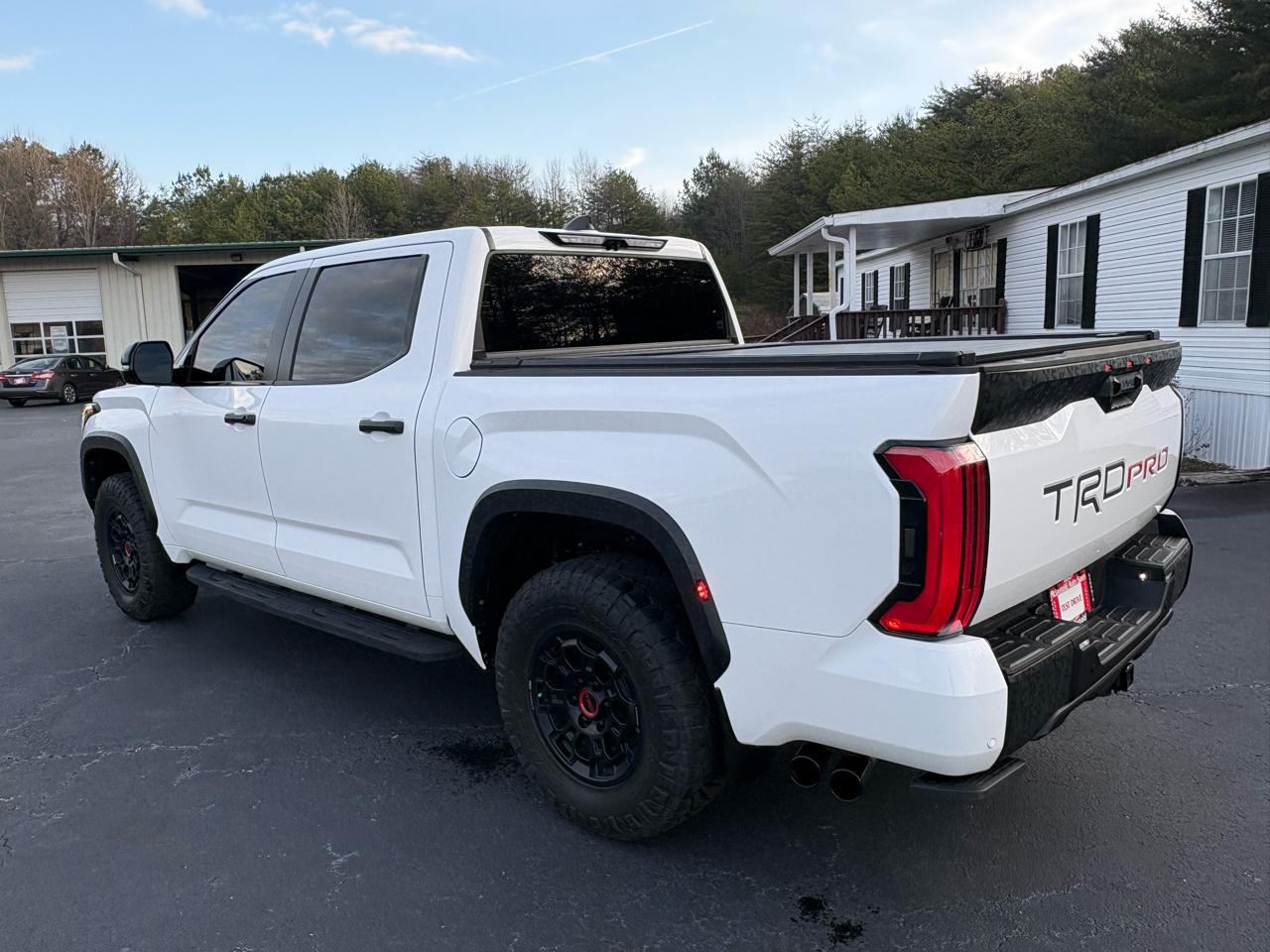 Toyota Tundra TRD PRO CrewMax 4WD Hybrid 2024