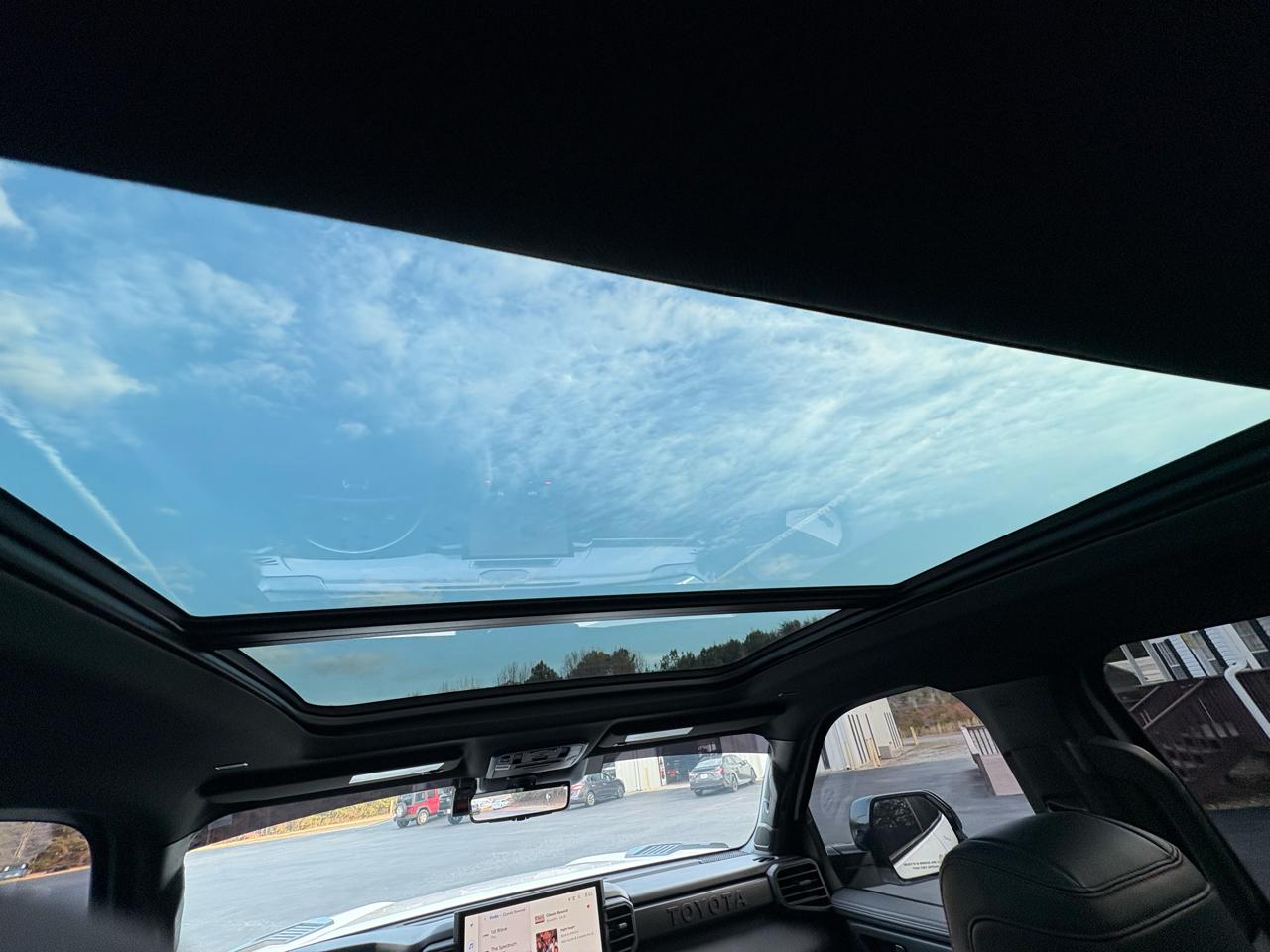 Toyota Tundra TRD PRO CrewMax 4WD Hybrid 2024