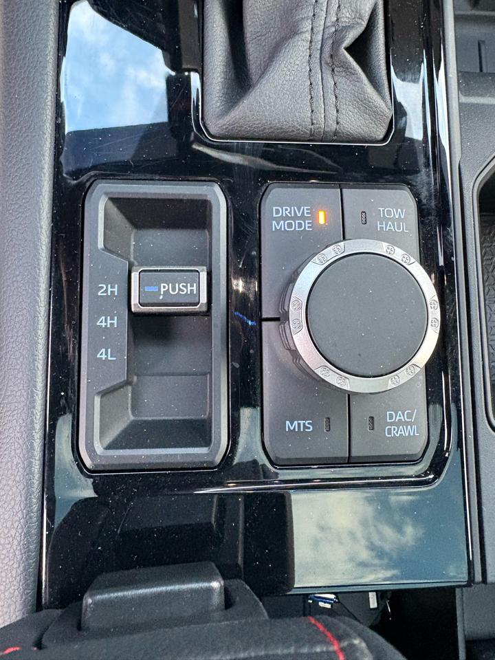 Toyota Tundra TRD PRO CrewMax 4WD Hybrid 2024