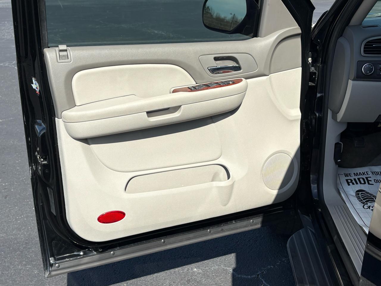 Chevrolet Suburban LT1 1500 2WD 2009