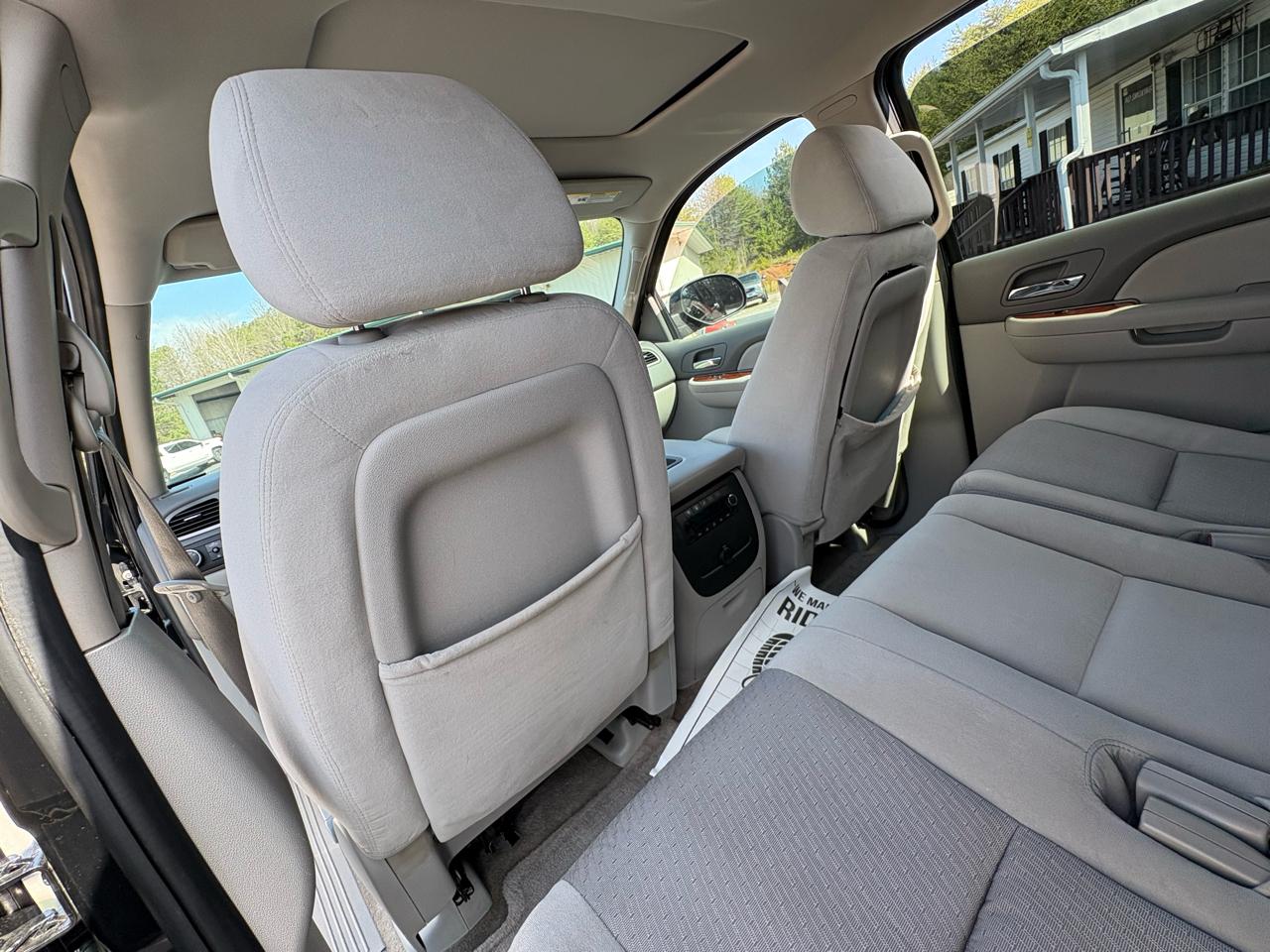 Chevrolet Suburban LT1 1500 2WD 2009