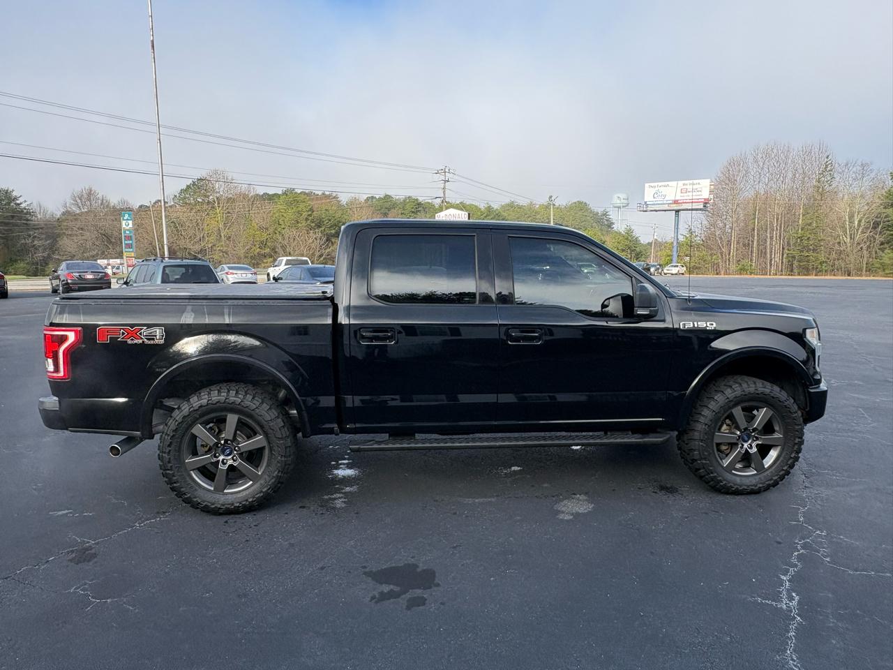 Ford F-150 XLT SuperCrew 5.5-ft. Bed 4WD 2017