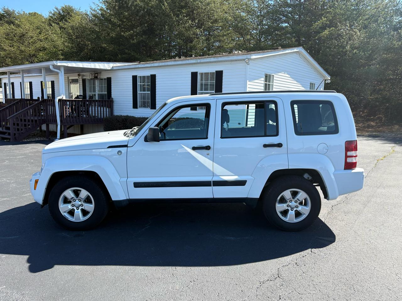 Jeep Liberty Sport 4WD 2012
