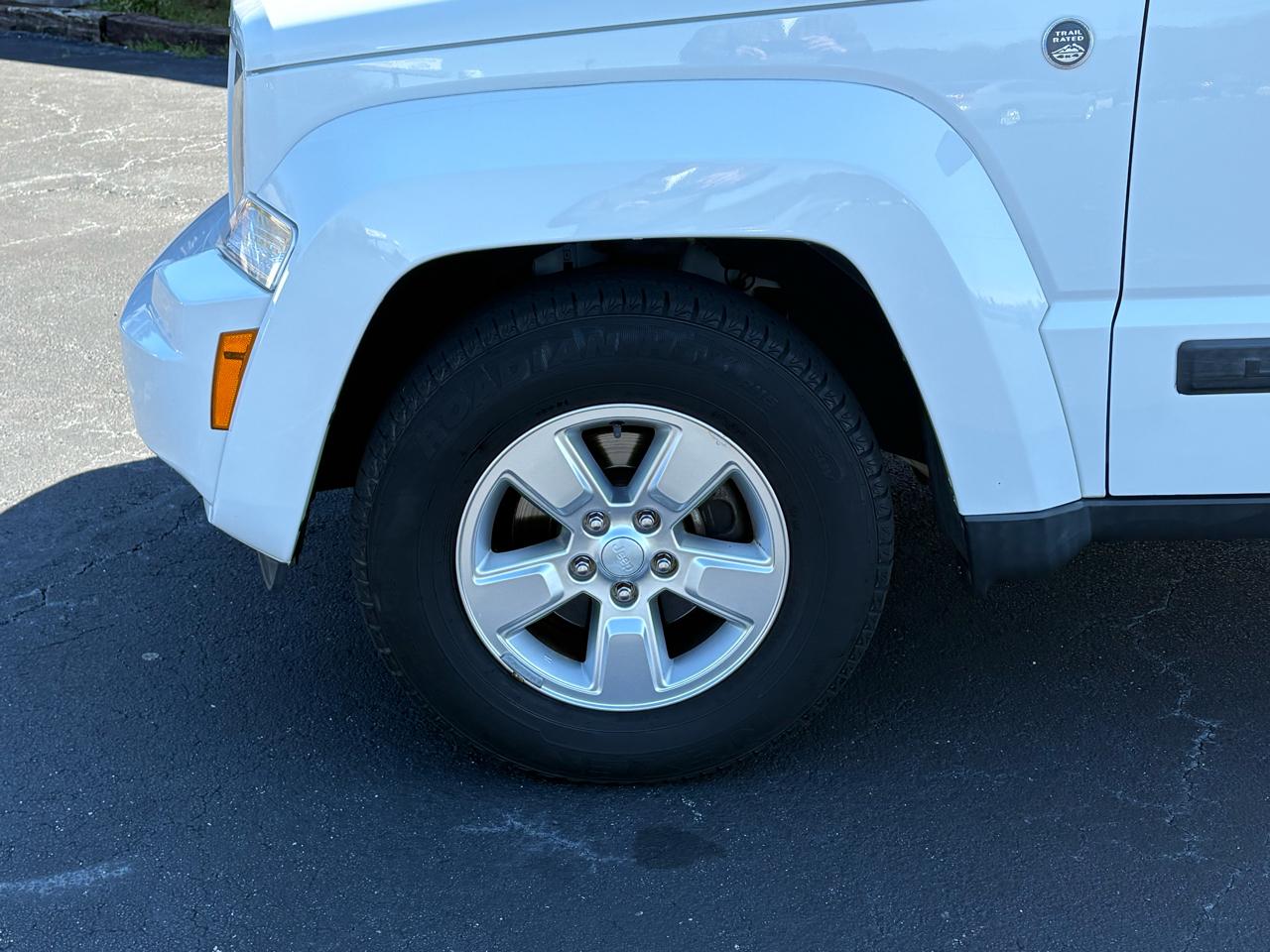 Jeep Liberty Sport 4WD 2012