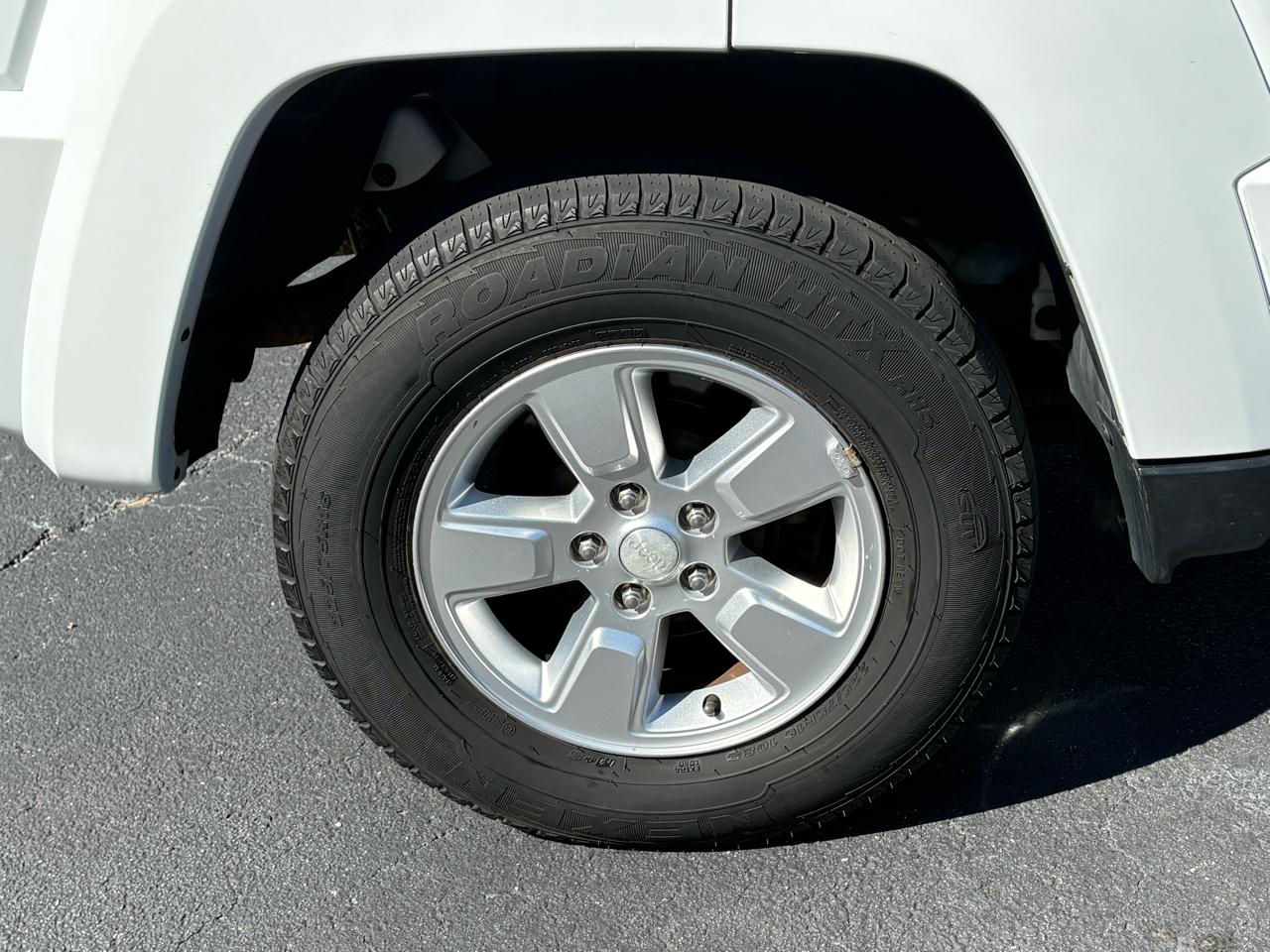 Jeep Liberty Sport 4WD 2012