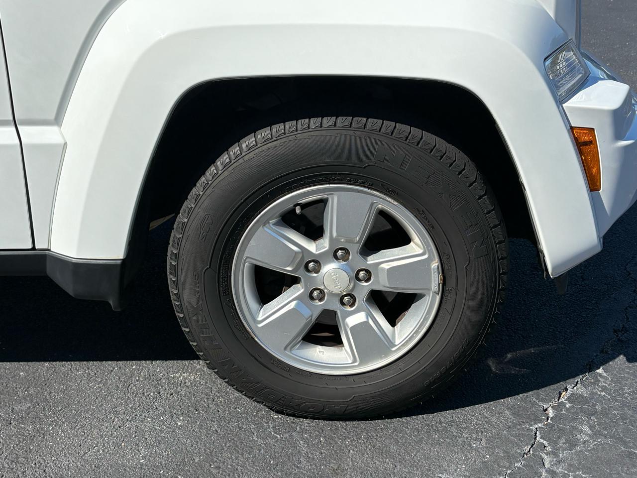 Jeep Liberty Sport 4WD 2012