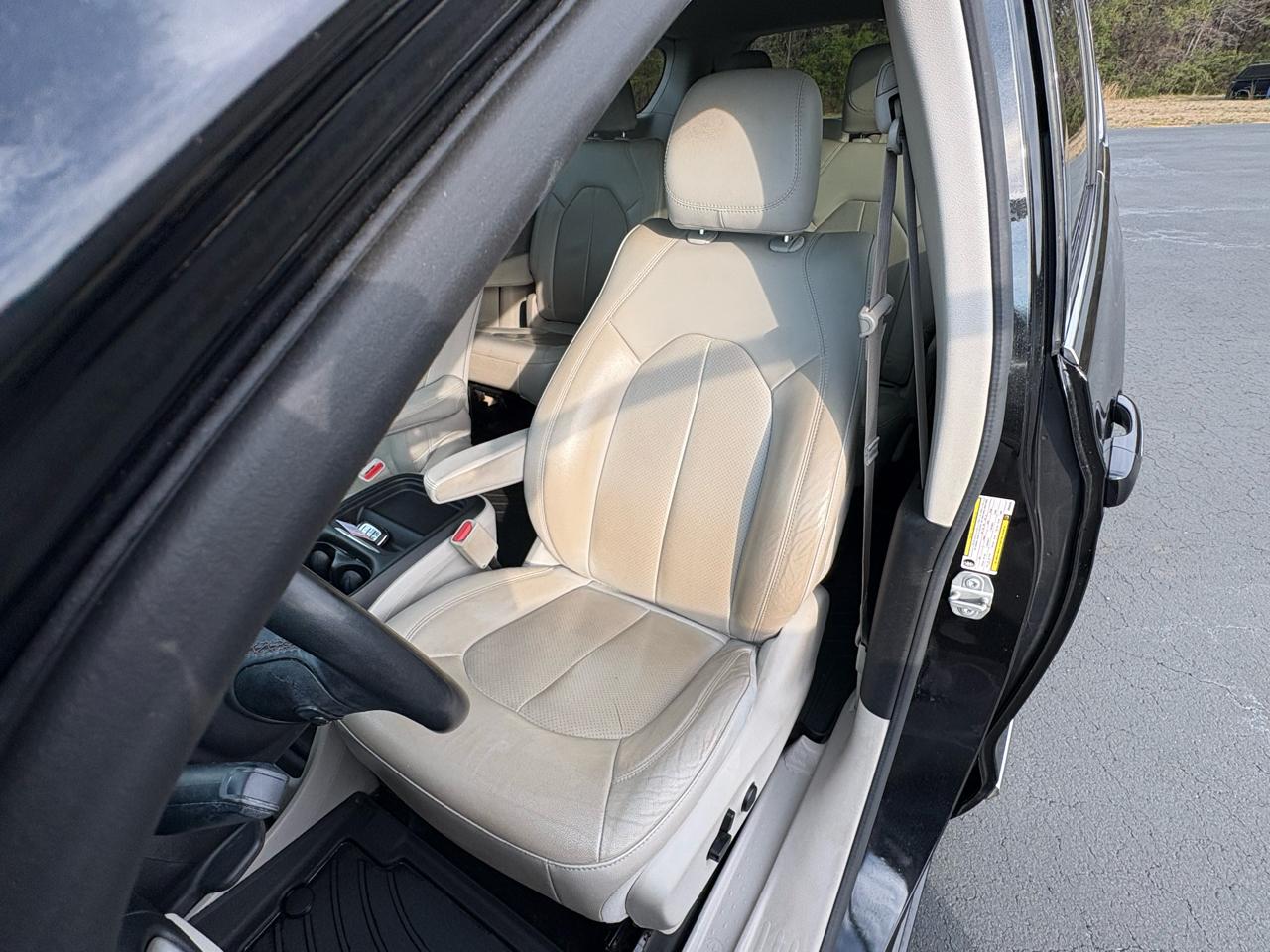 Chrysler Pacifica Touring-L 2019