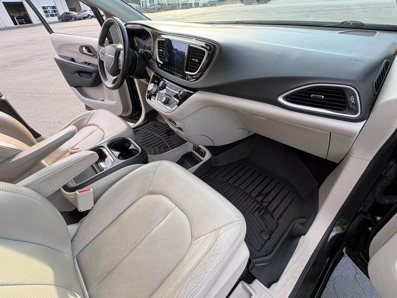 Chrysler Pacifica Touring-L 2019