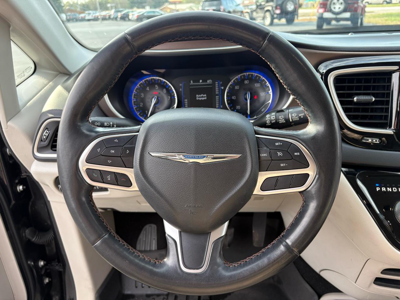 Chrysler Pacifica Touring-L 2019