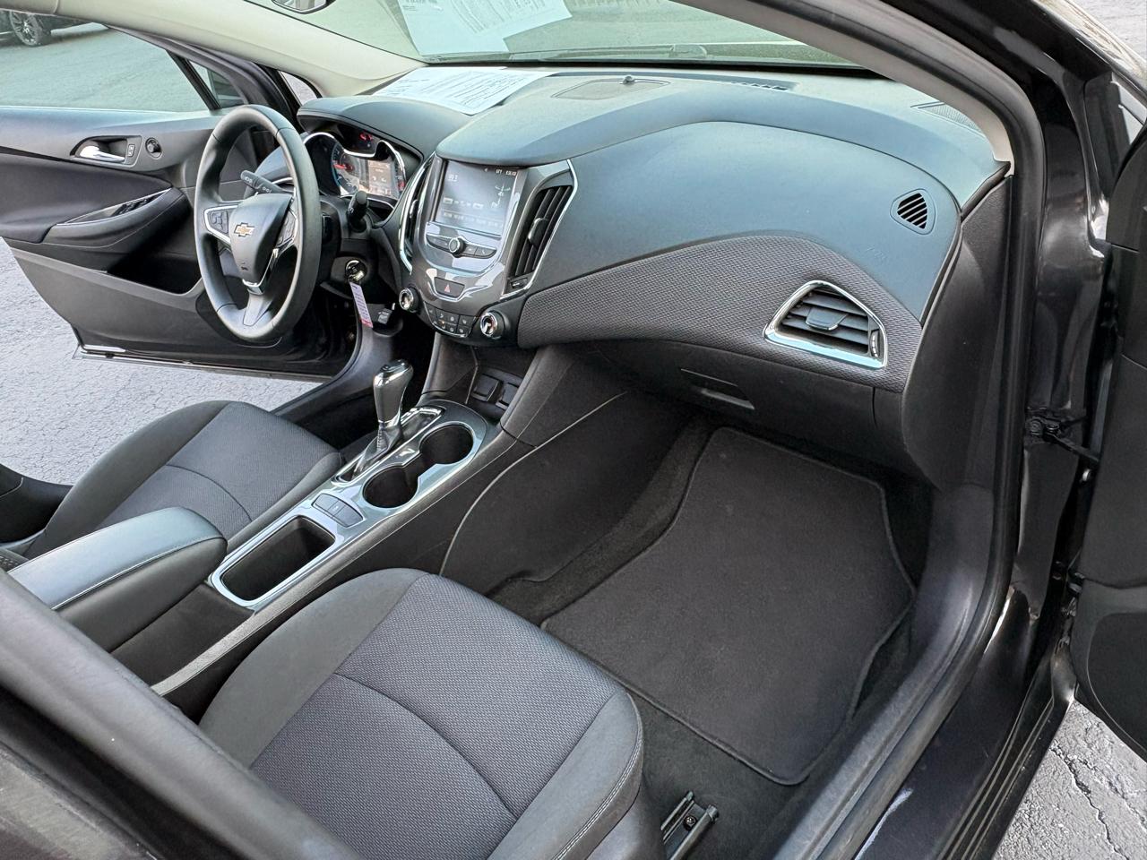 Chevrolet Cruze LT Auto 2017