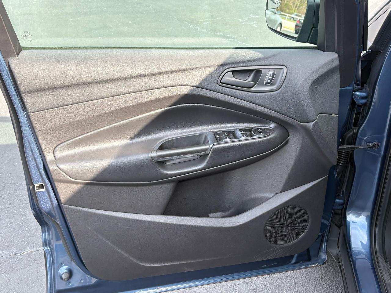 Ford Escape S FWD 2018