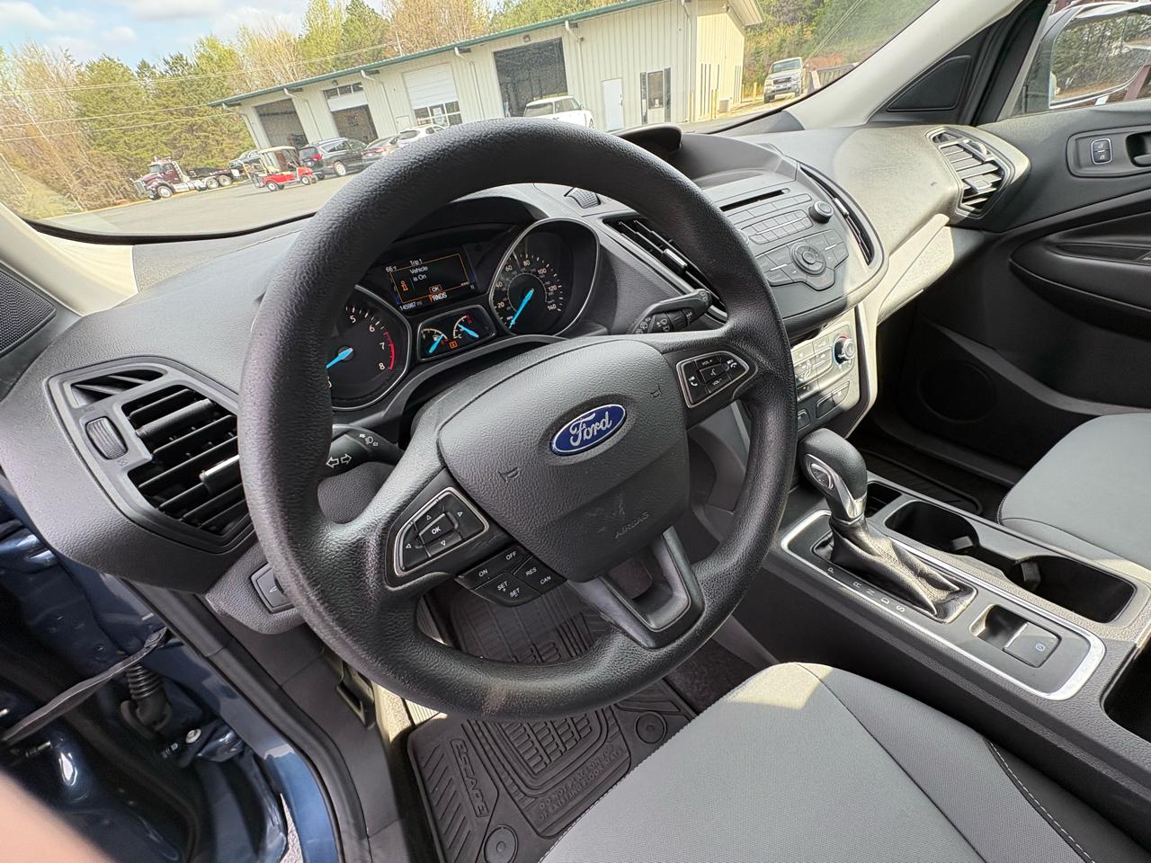Ford Escape S FWD 2018