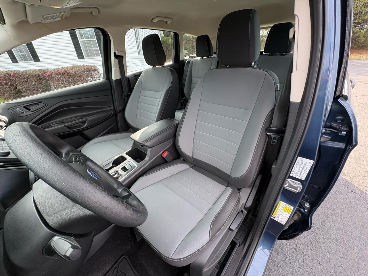 Ford Escape S FWD 2018