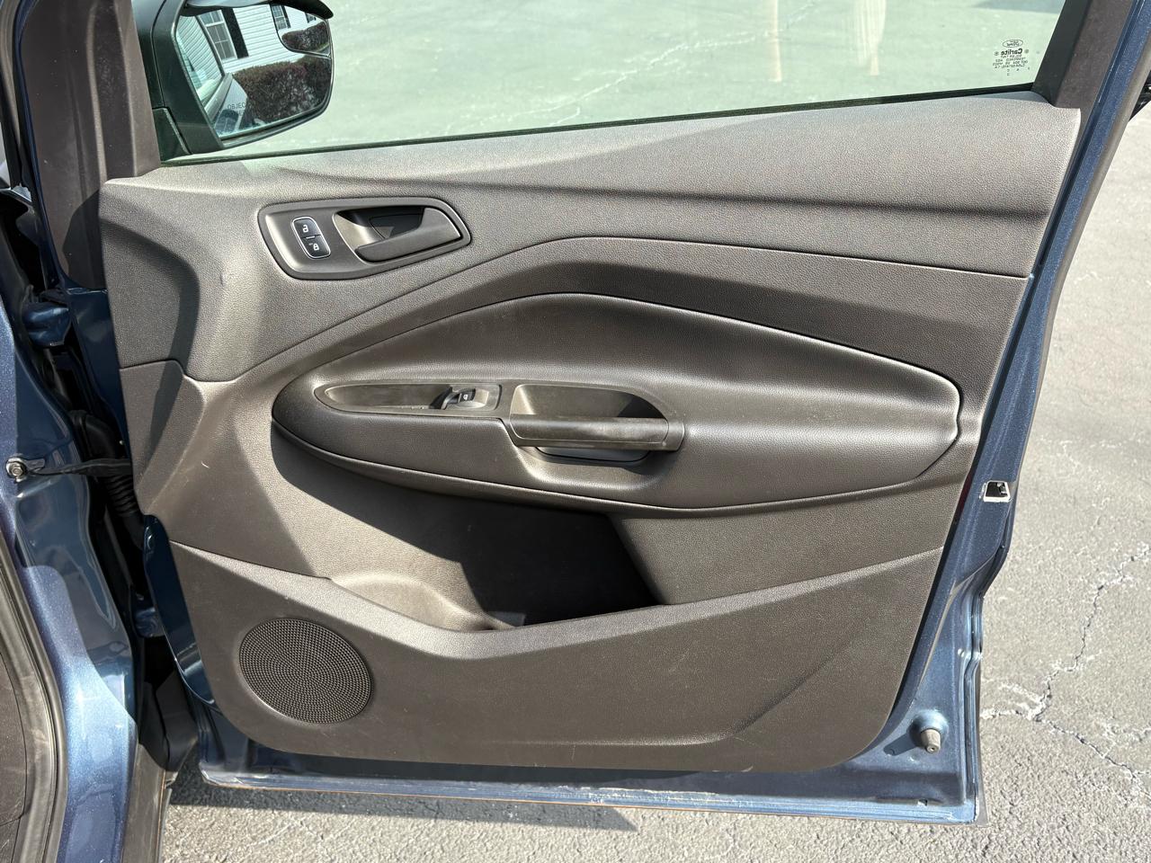 Ford Escape S FWD 2018