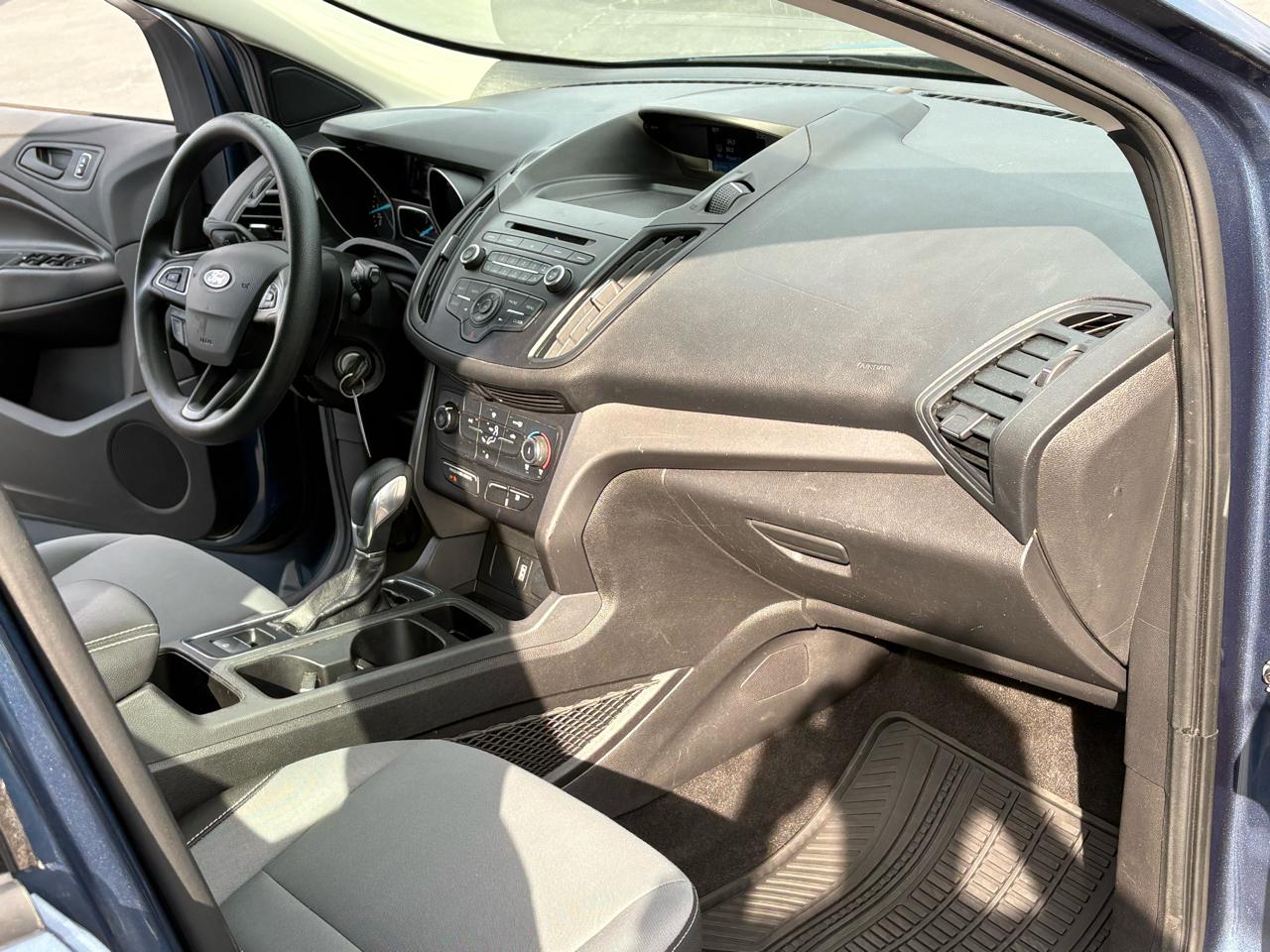 Ford Escape S FWD 2018