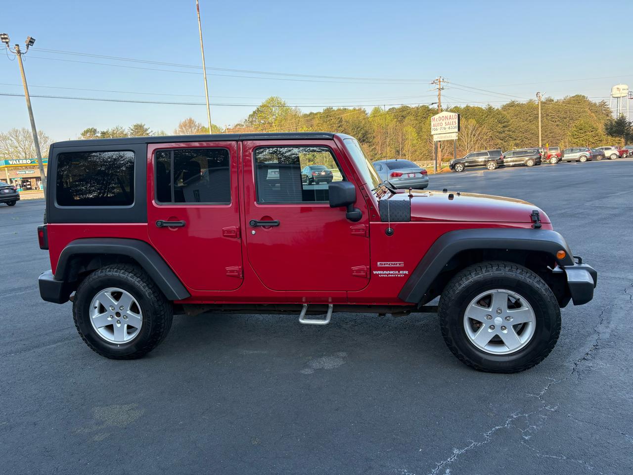 Jeep Wrangler Unlimited Sport 4WD 2011