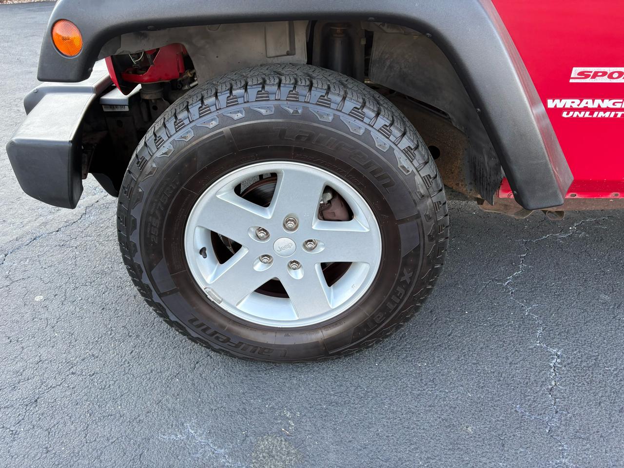 Jeep Wrangler Unlimited Sport 4WD 2011