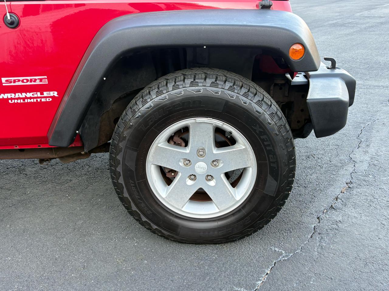 Jeep Wrangler Unlimited Sport 4WD 2011