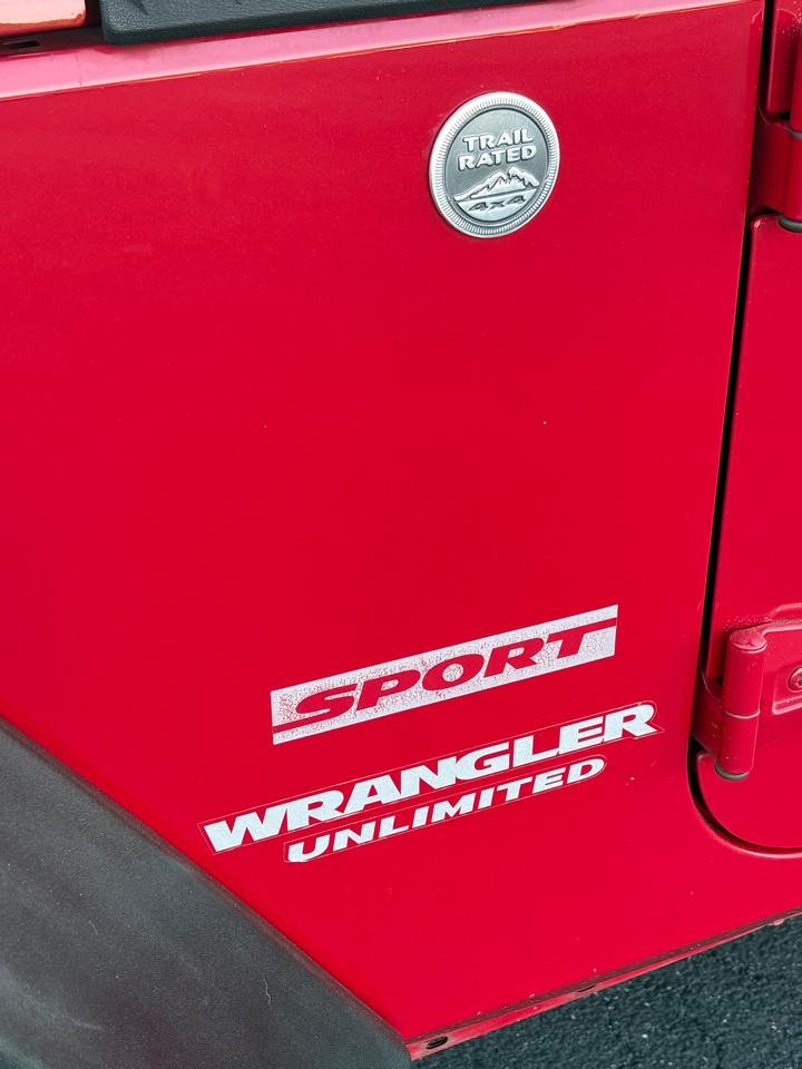 Jeep Wrangler Unlimited Sport 4WD 2011