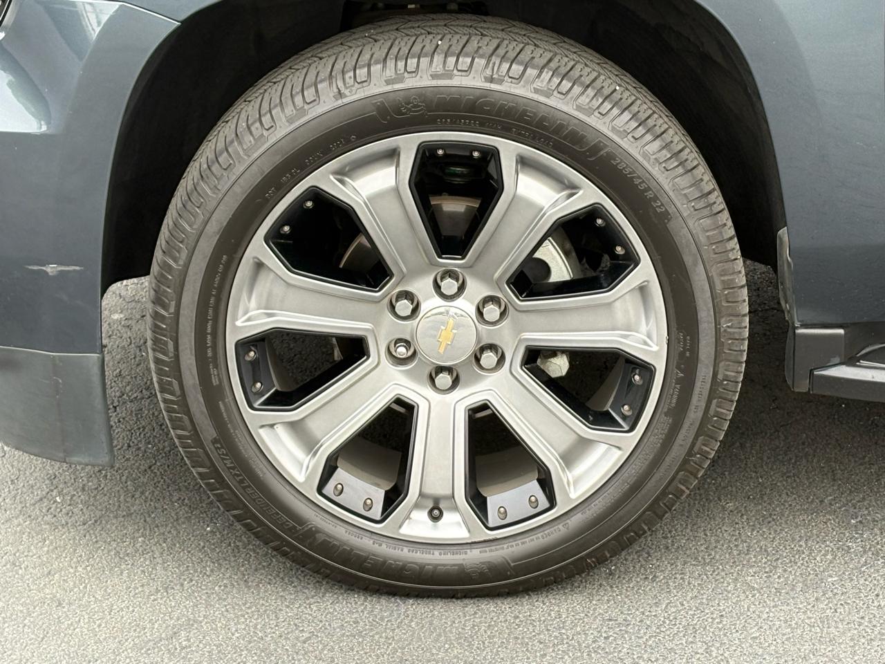 Chevrolet Suburban LT 2WD 2019