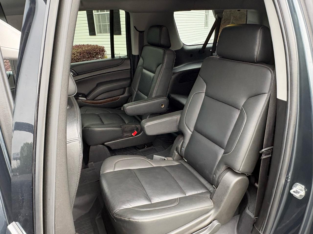 Chevrolet Suburban LT 2WD 2019