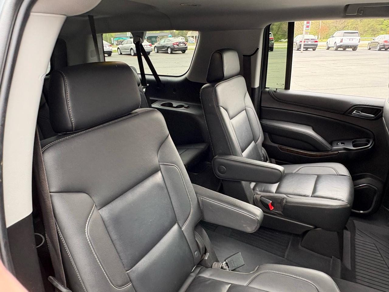 Chevrolet Suburban LT 2WD 2019