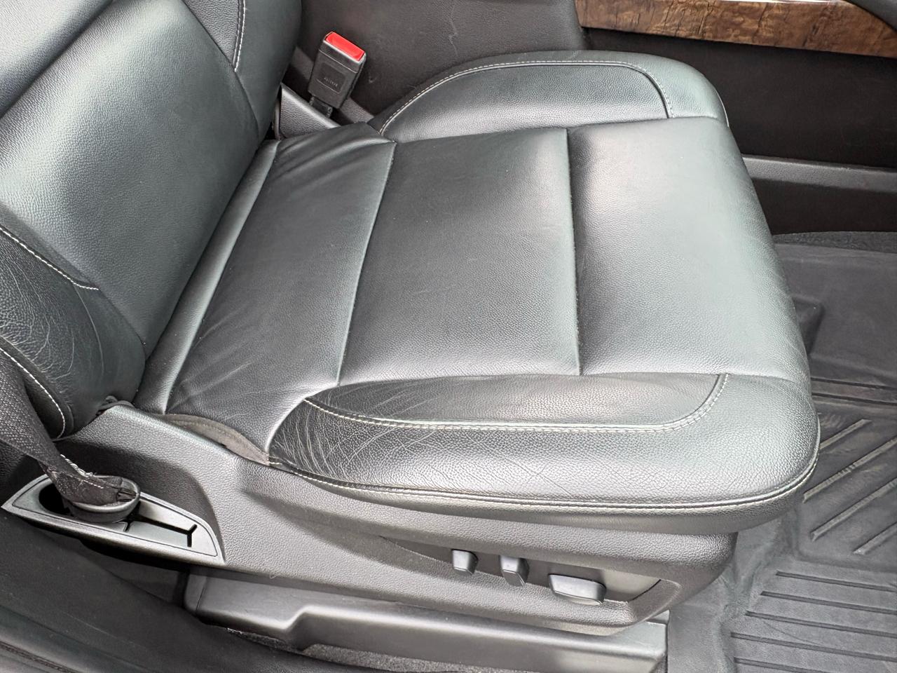 Chevrolet Suburban LT 2WD 2019